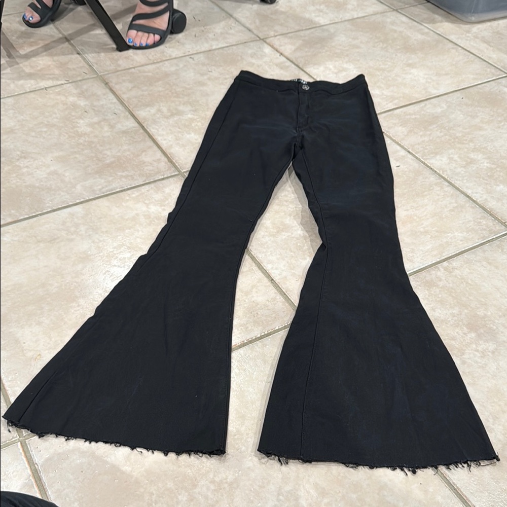 JC JO Black Flared Pants jeans stretchy and soft size medium @@@@